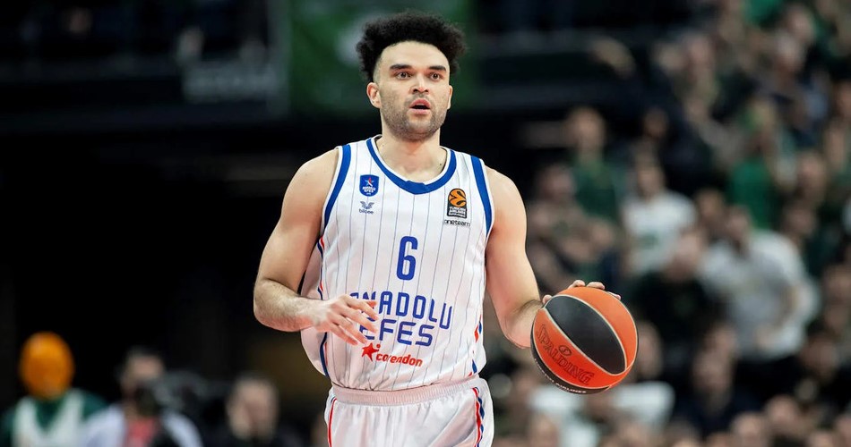 98b51808-elijah-bryant-anadolu-efes-panathinaikos-euroleague-playoffs-2024-2025.jpg
